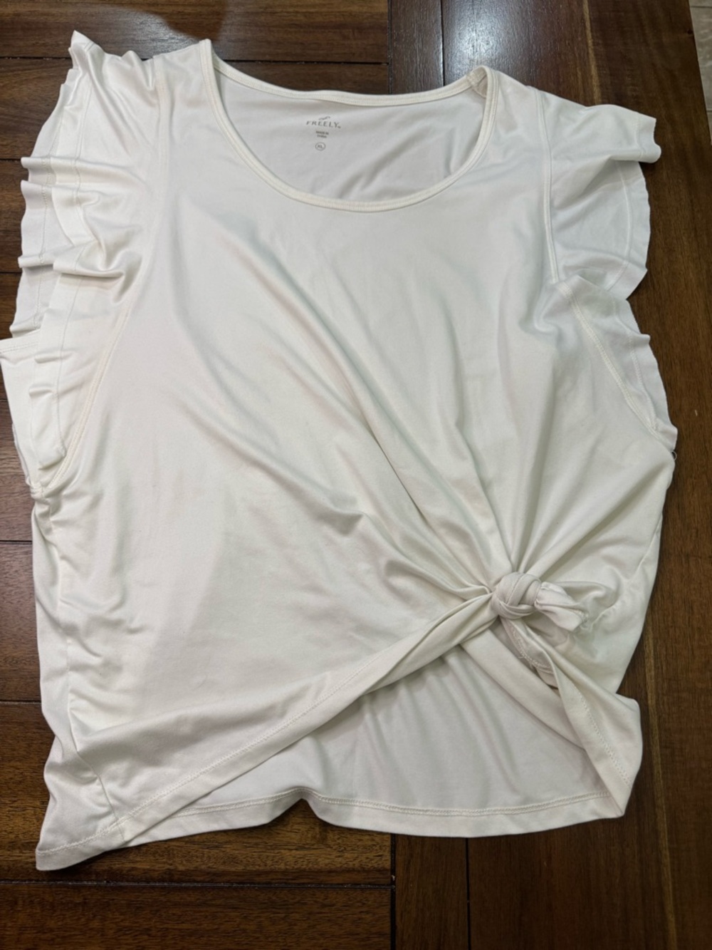 FREELY™ Women’s XL White Flutter Sleeve Side-Twist Knot Top